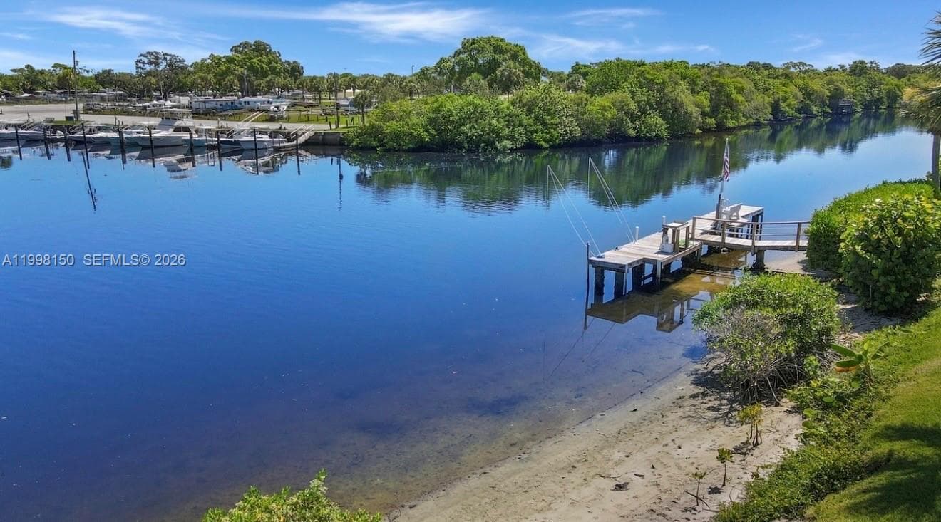 725 Hummingbird Way 212 photo 15