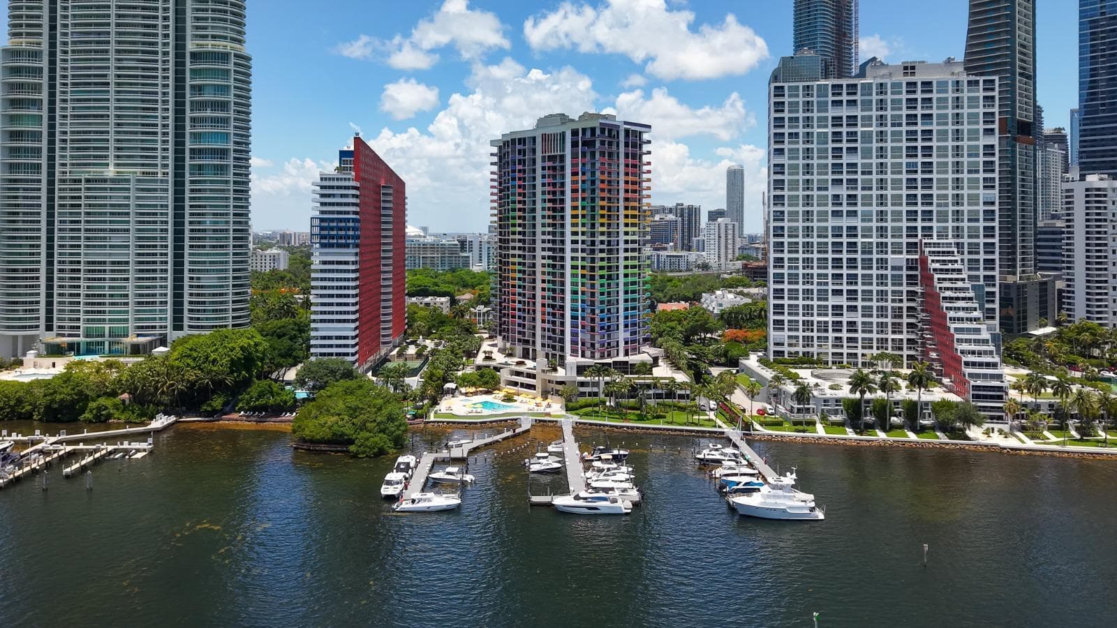 1581 Brickell Avenue 406 photo 3