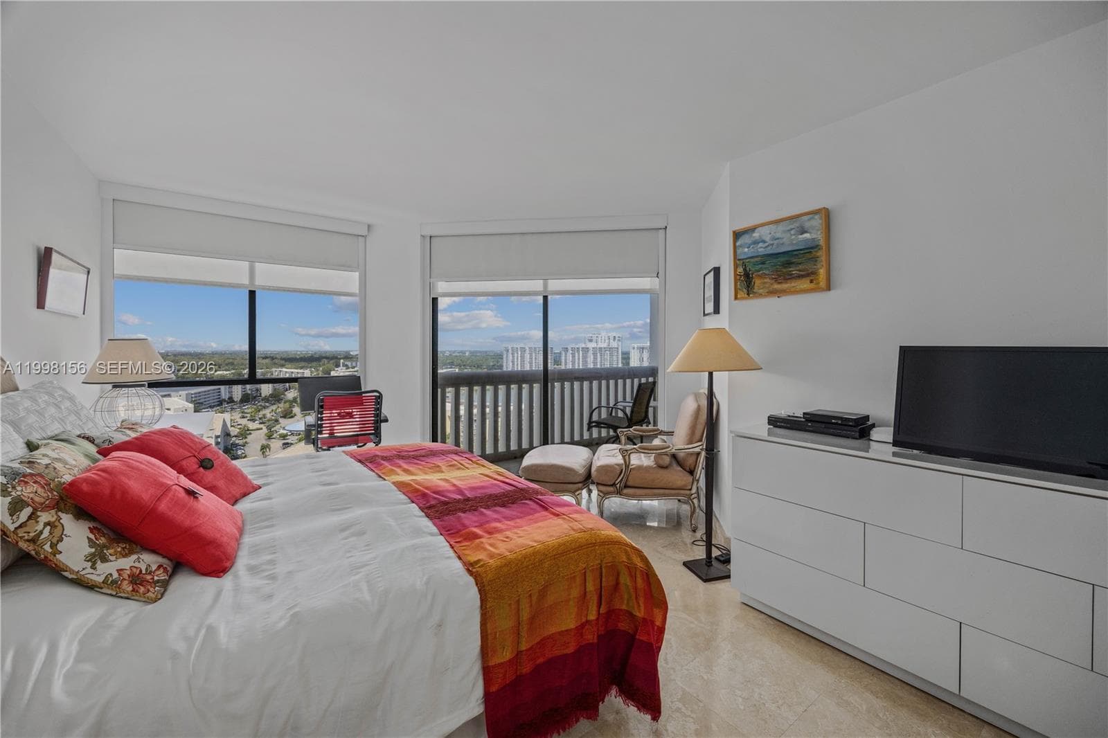 1000 Island Blvd 1910 photo 17