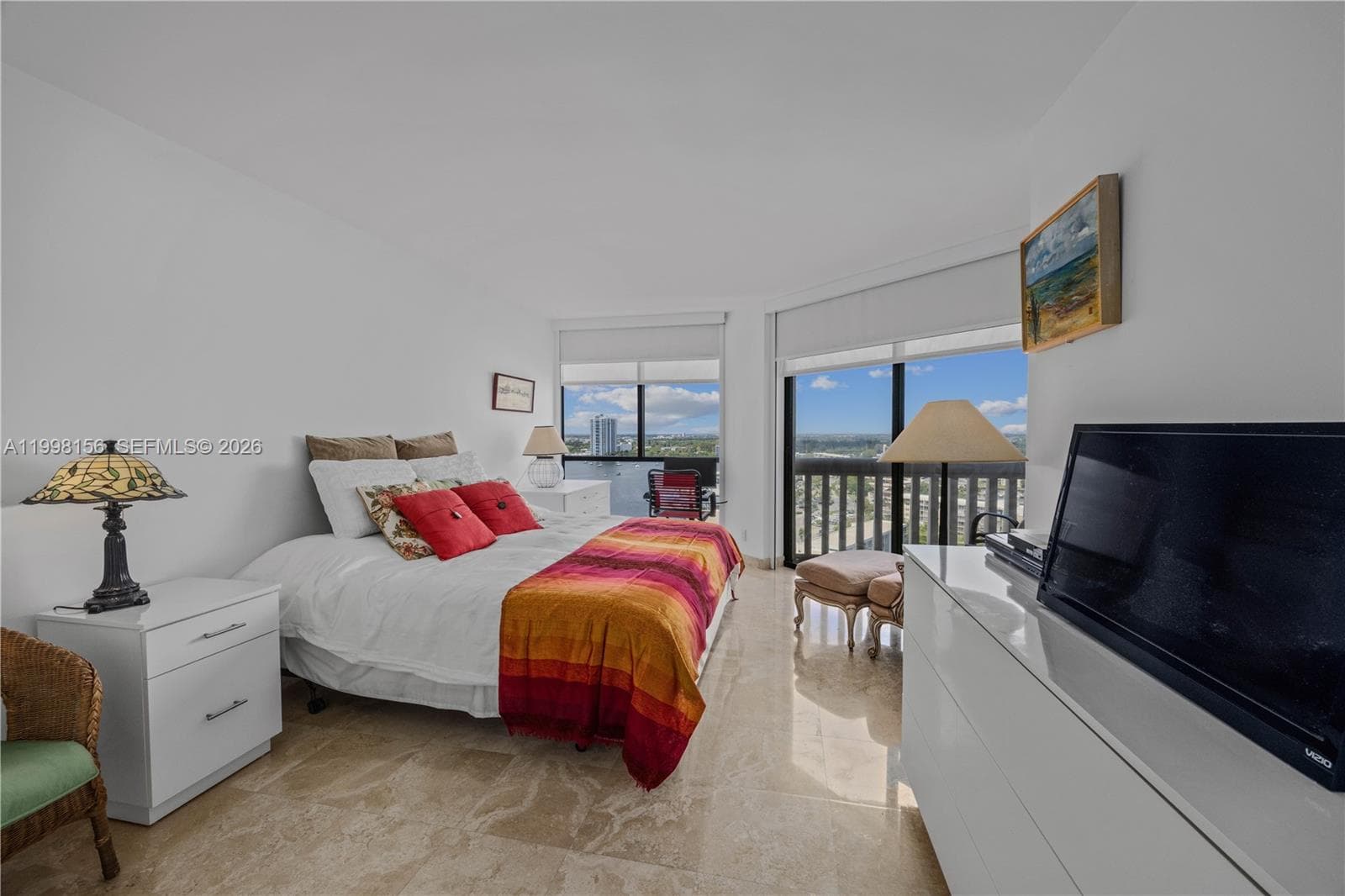 1000 Island Blvd 1910 photo 16