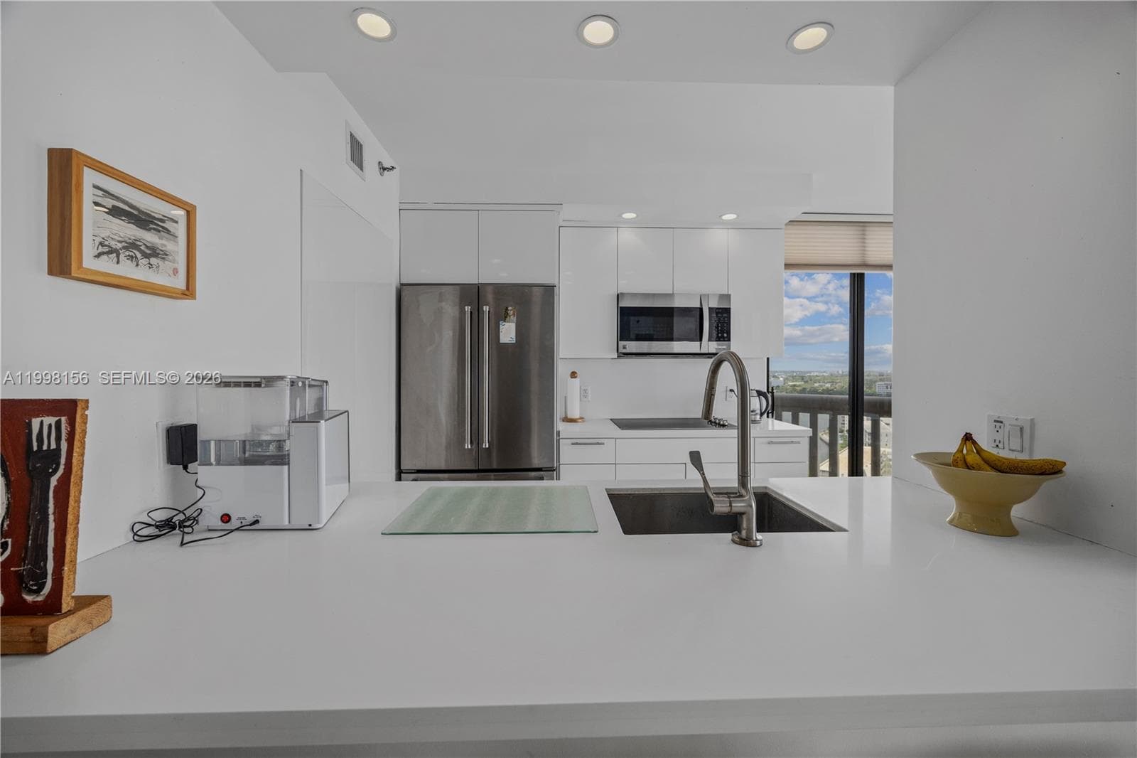 1000 Island Blvd 1910 photo 7