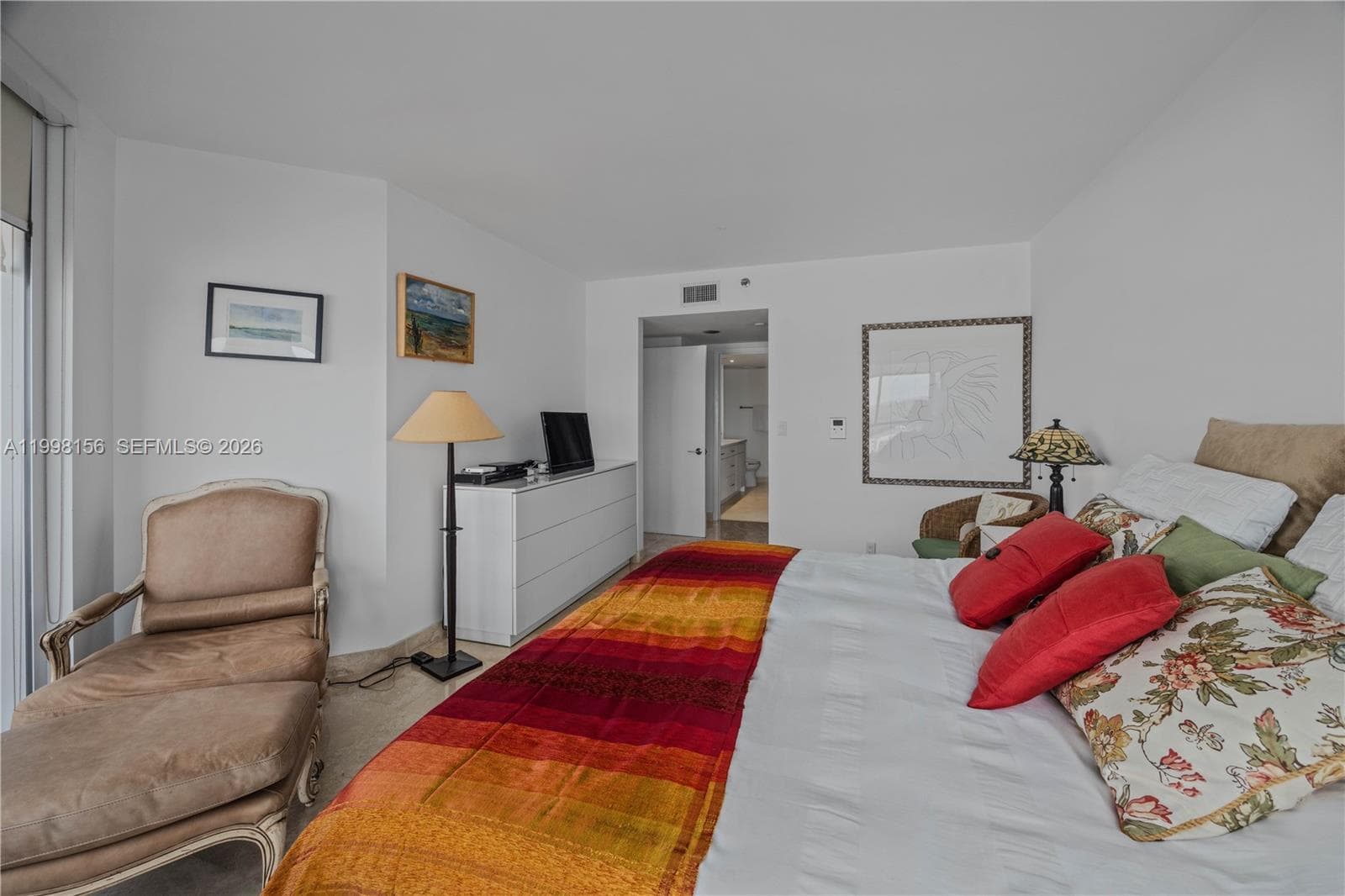 1000 Island Blvd 1910 photo 18