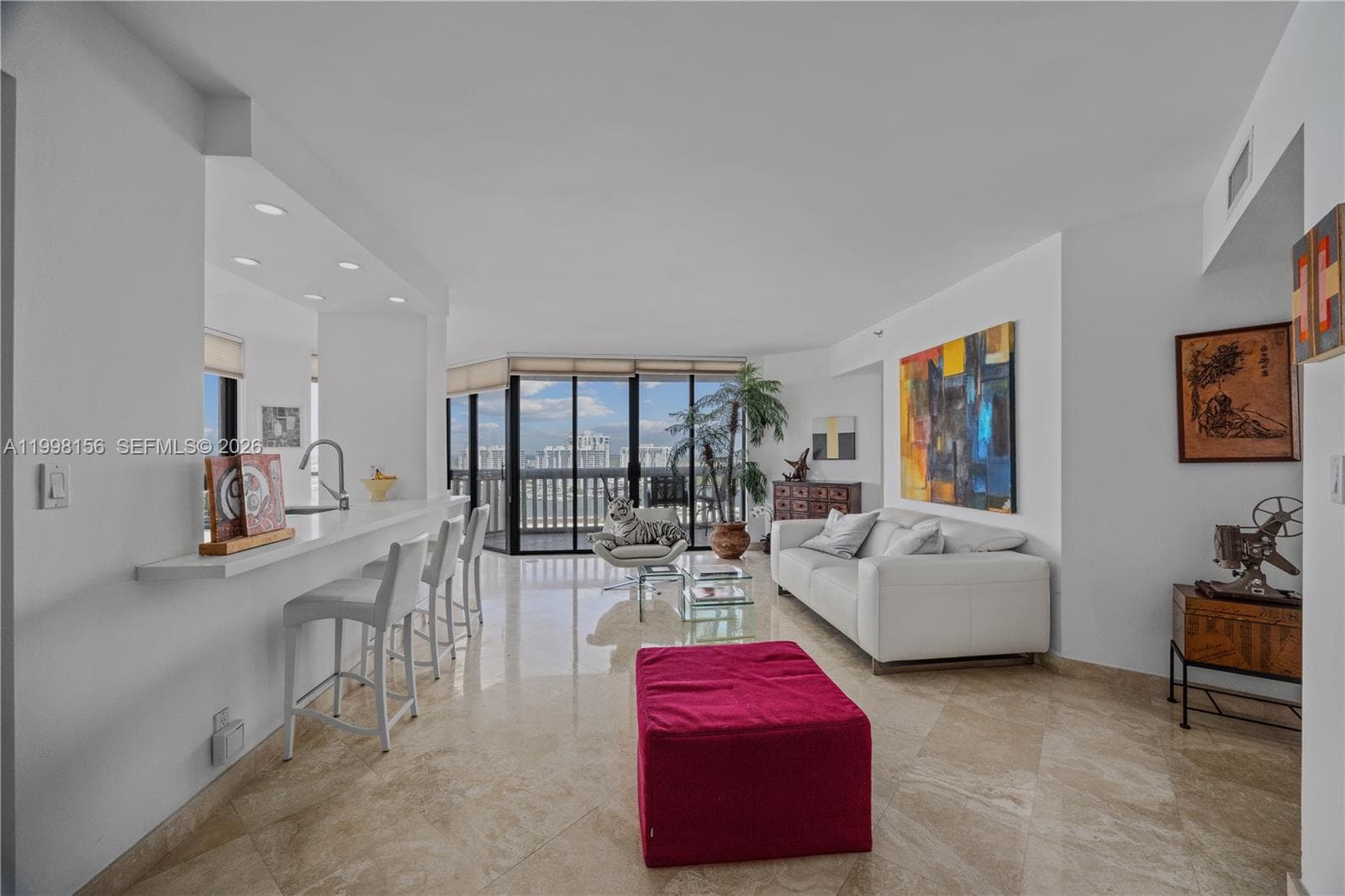 1000 Island Blvd 1910 photo 8