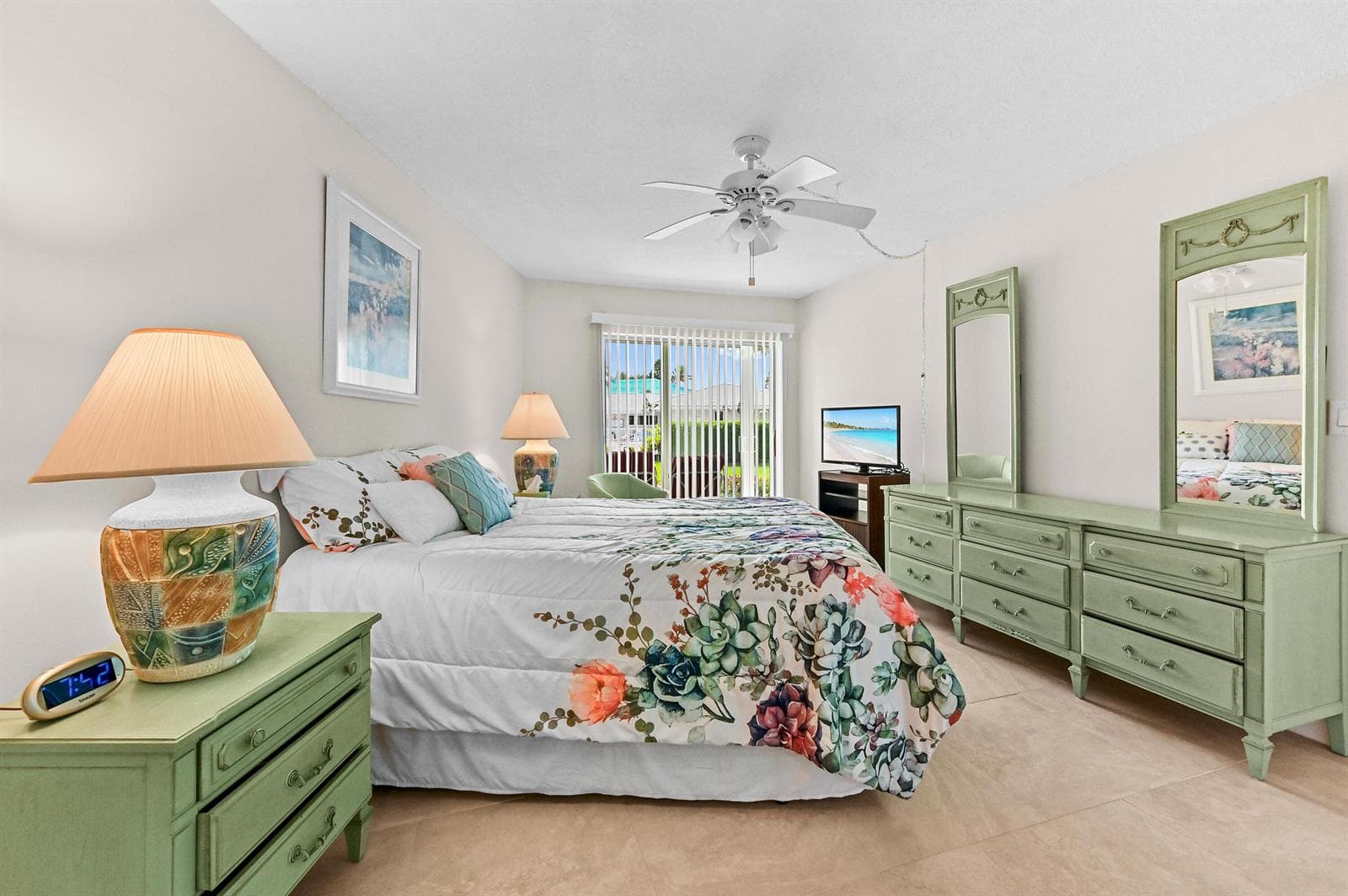 5540 N Ocean Boulevard 107 photo 13