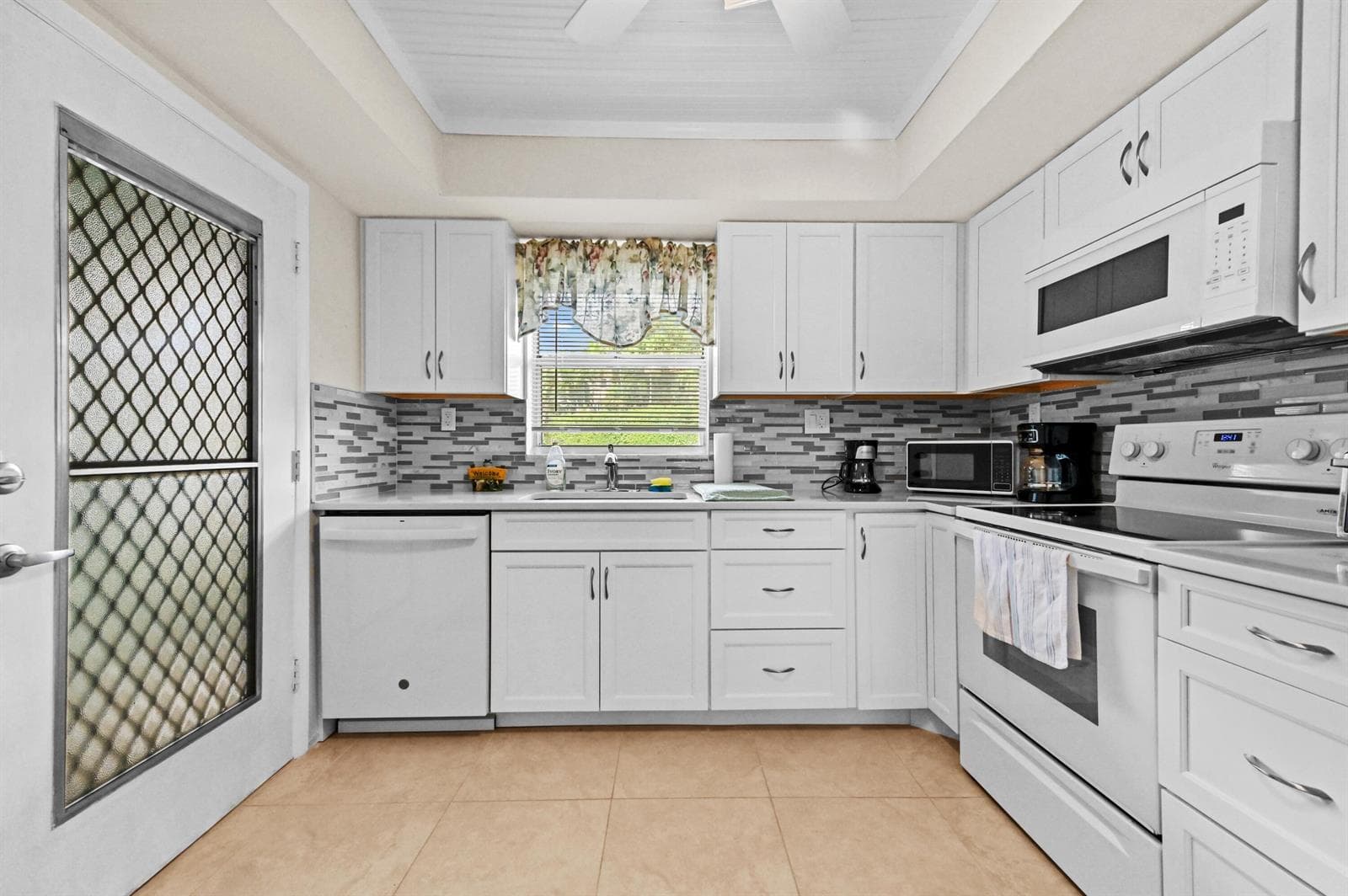 5540 N Ocean Boulevard 107 photo 8