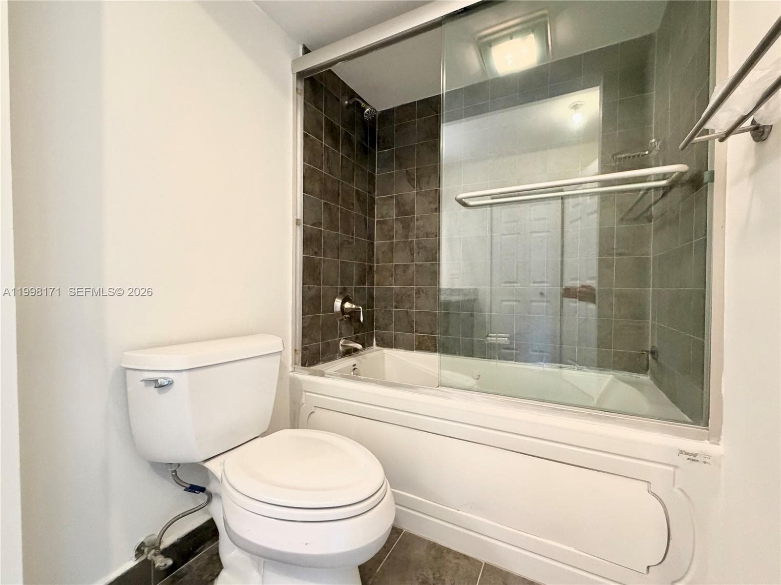 20515 Country Club Dr 1642 photo 17