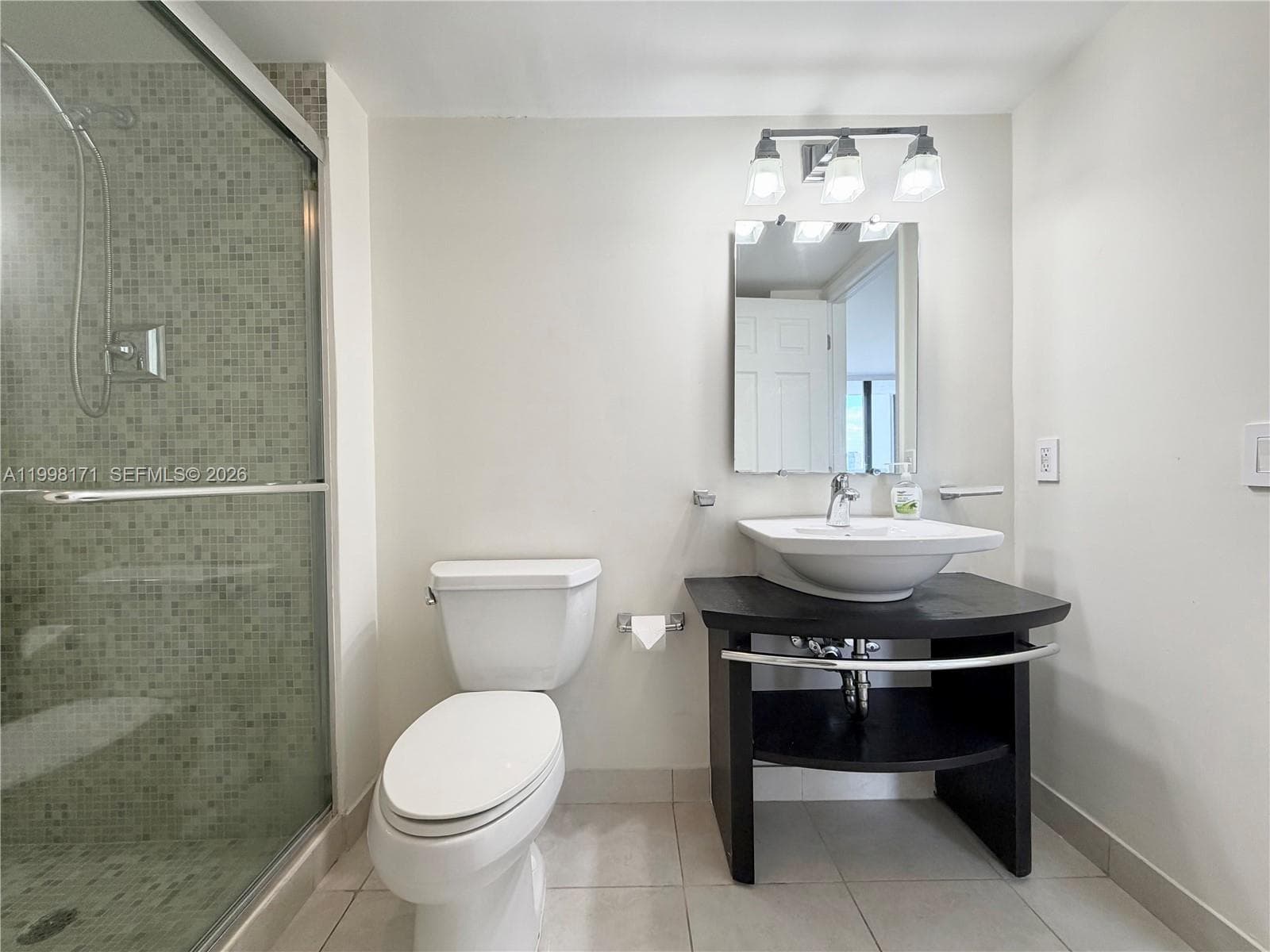 20515 Country Club Dr 1642 photo 10