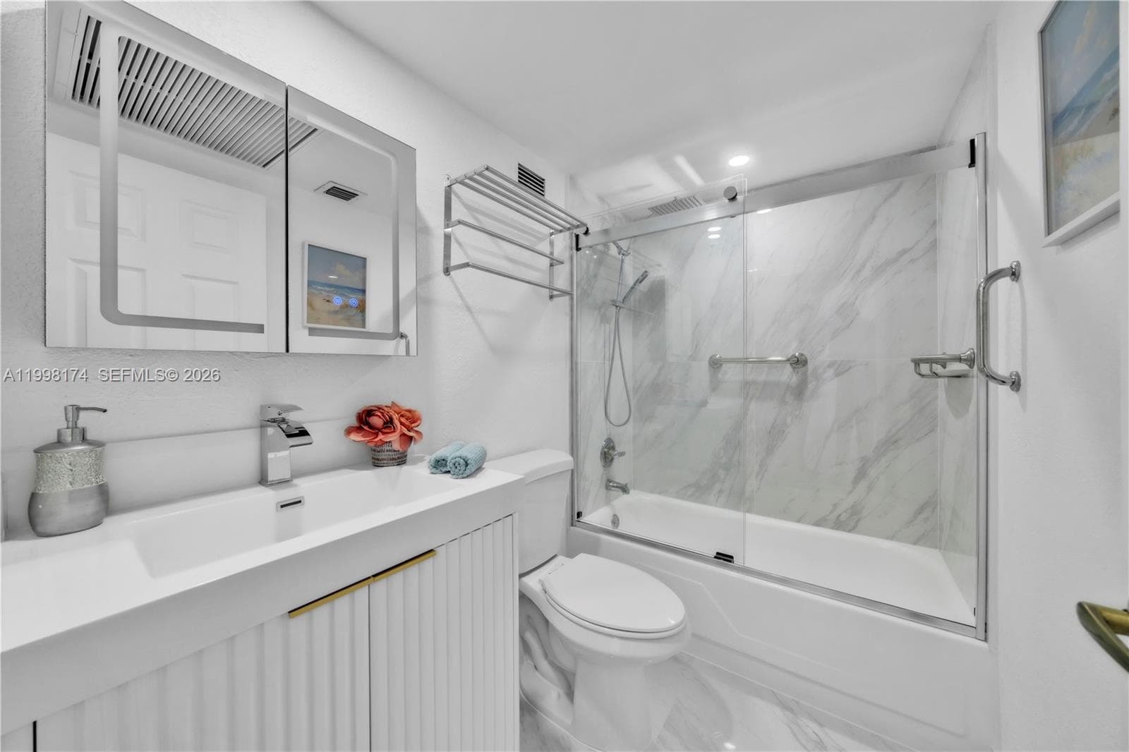 2501 S Ocean Dr PH38(Availabe NOW) photo 12