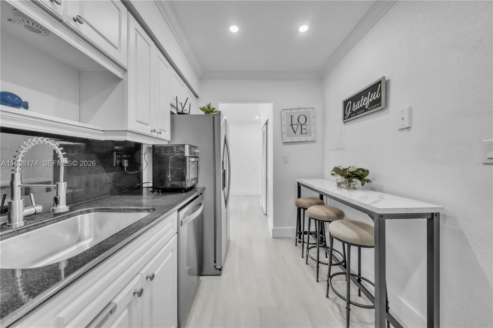 2501 S Ocean Dr PH38(Availabe NOW) photo 10