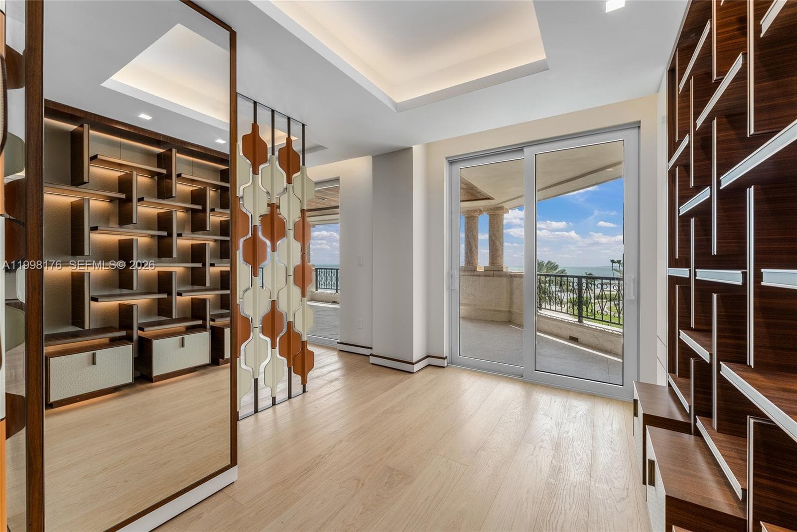 7445 Fisher Island Dr 7445 photo 9