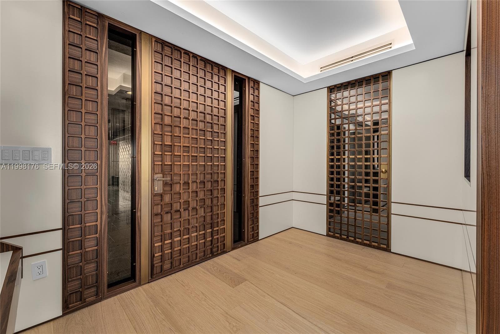 7445 Fisher Island Dr 7445 photo 19