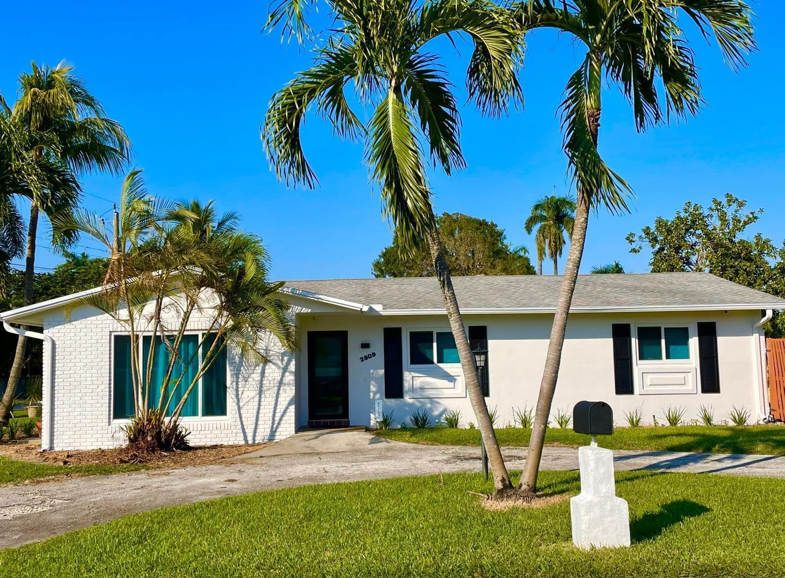 2809 SW 46th Street photo 1