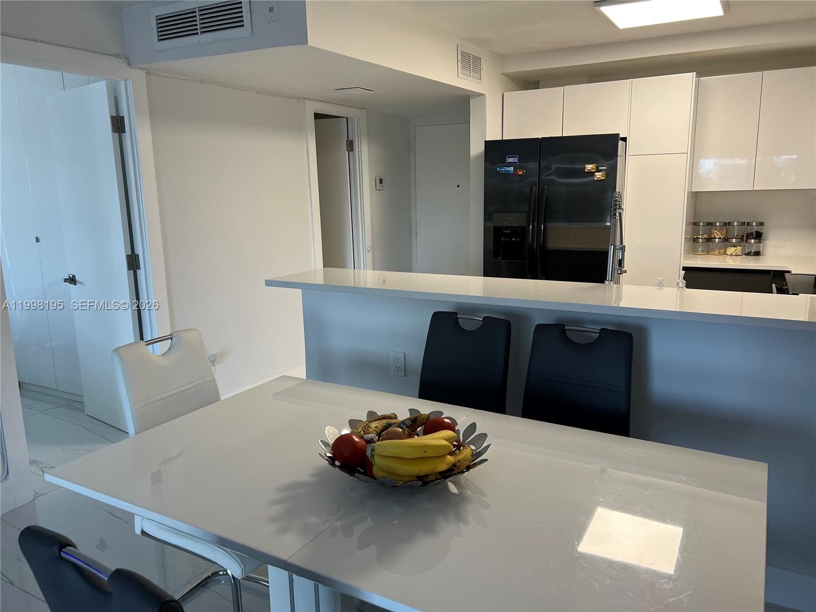 6545 Indian Creek Dr 506 photo 17