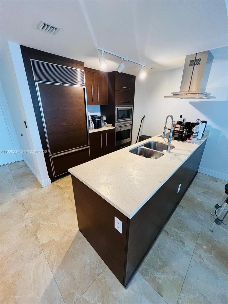495 Brickell ave 2707 photo 7