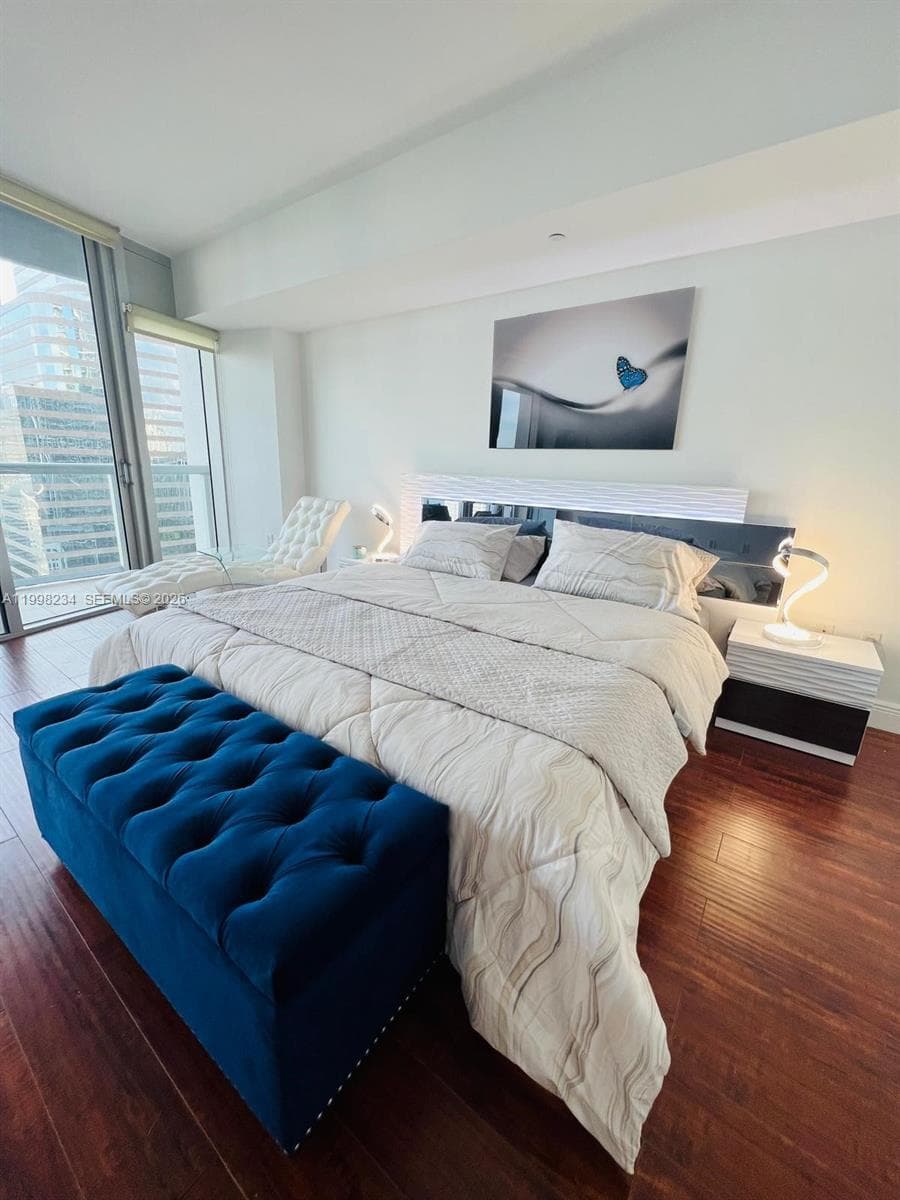 495 Brickell ave 2707 photo 3