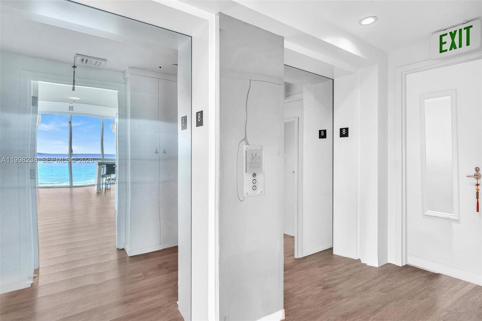 3801 Collins Ave 806 photo 2