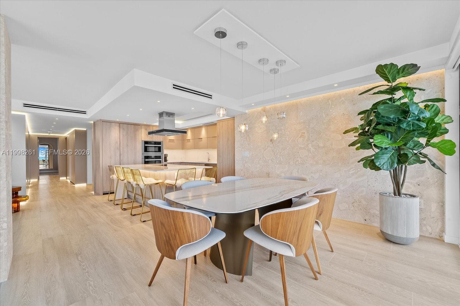 199 Ocean Lane Dr 1001 photo 3