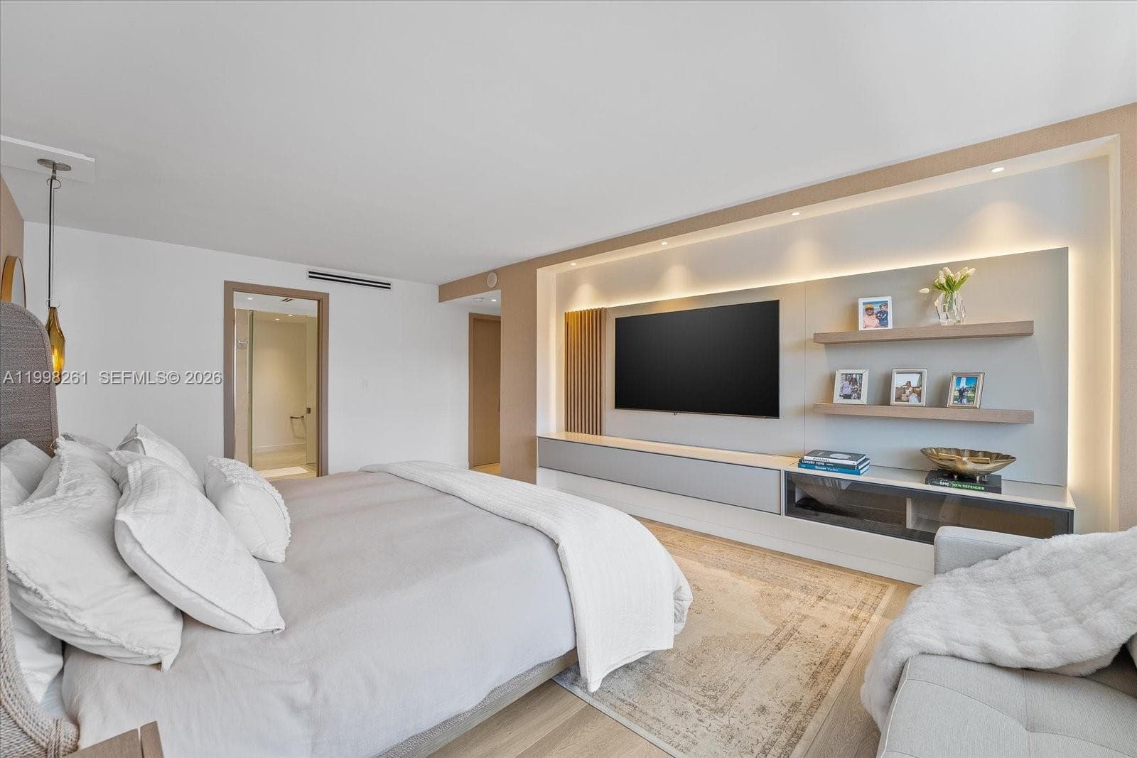 199 Ocean Lane Dr 1001 photo 19