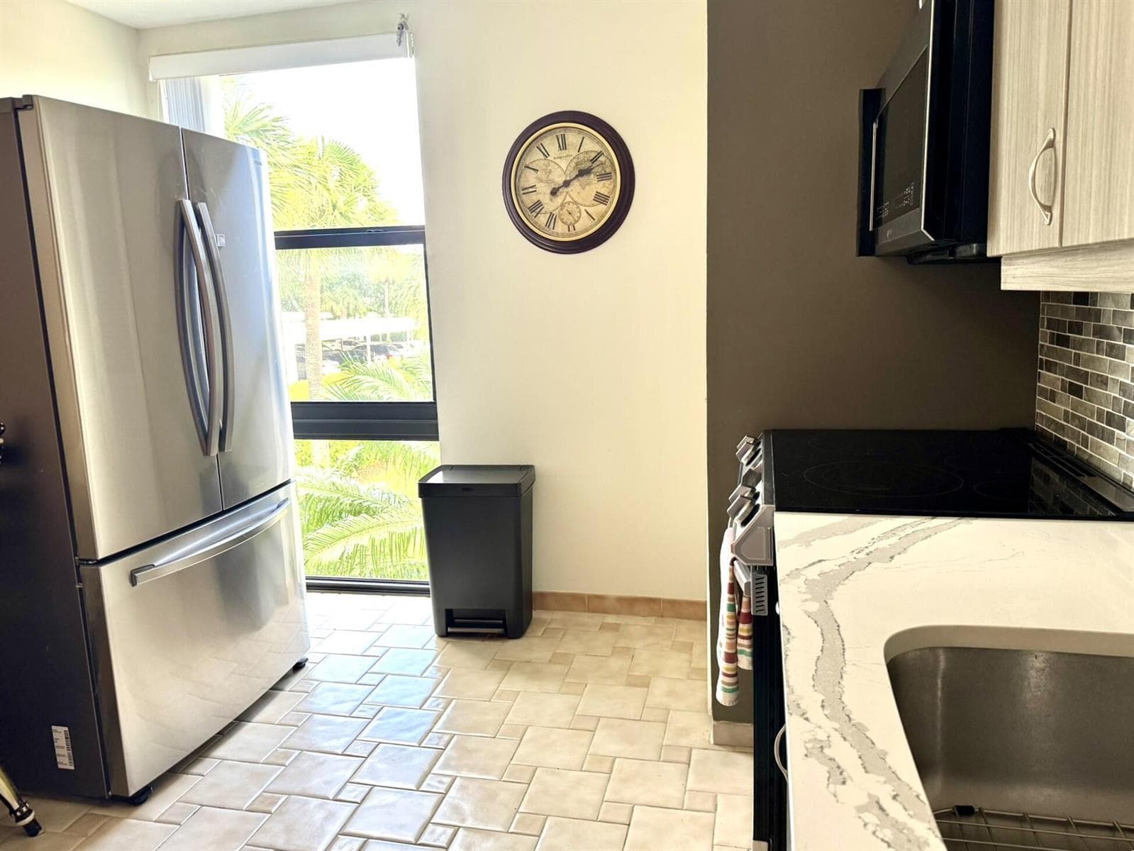 1629 Riverview Road 221 photo 4