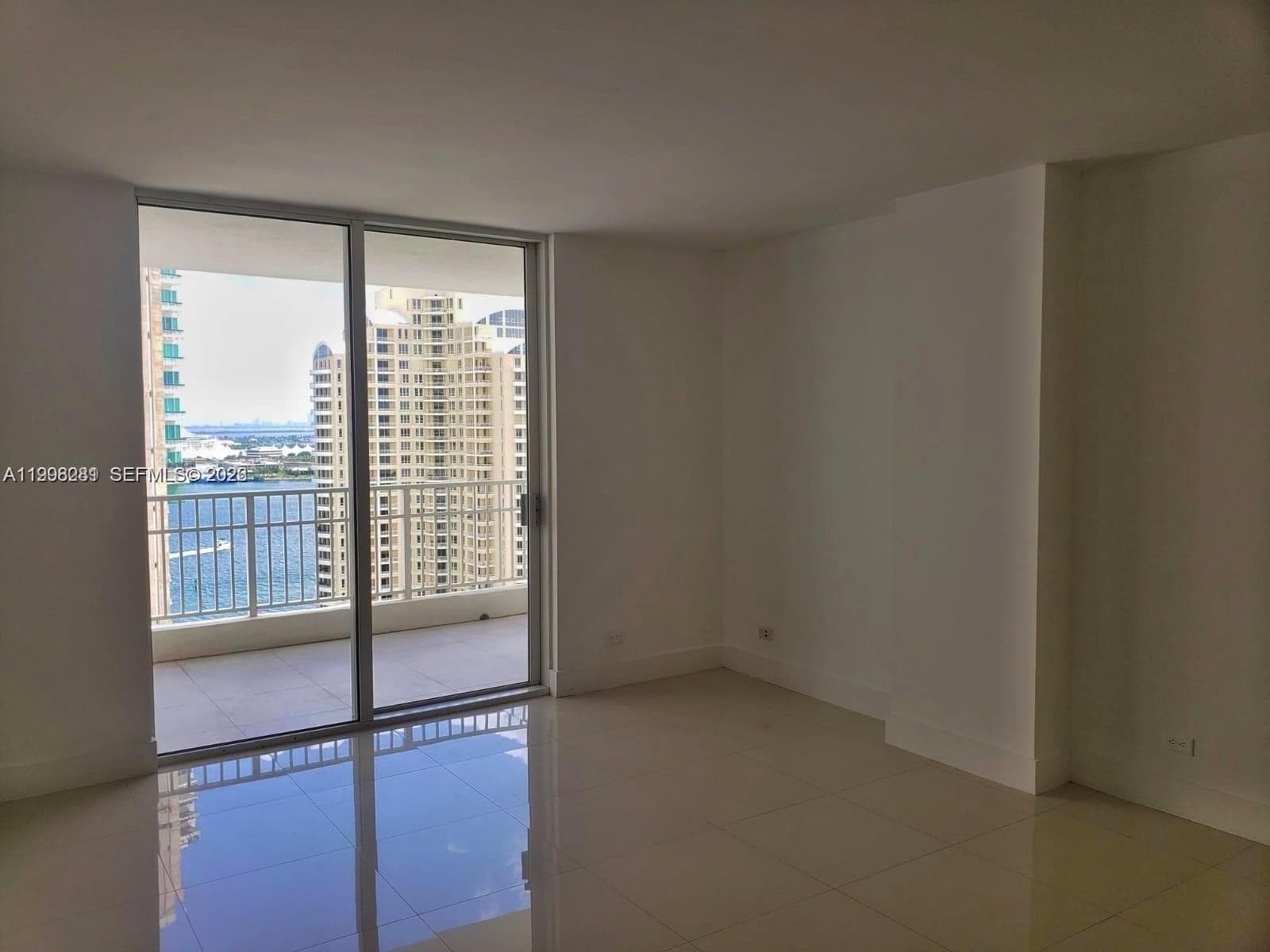 701 Brickell Key Blvd 2306 photo 6