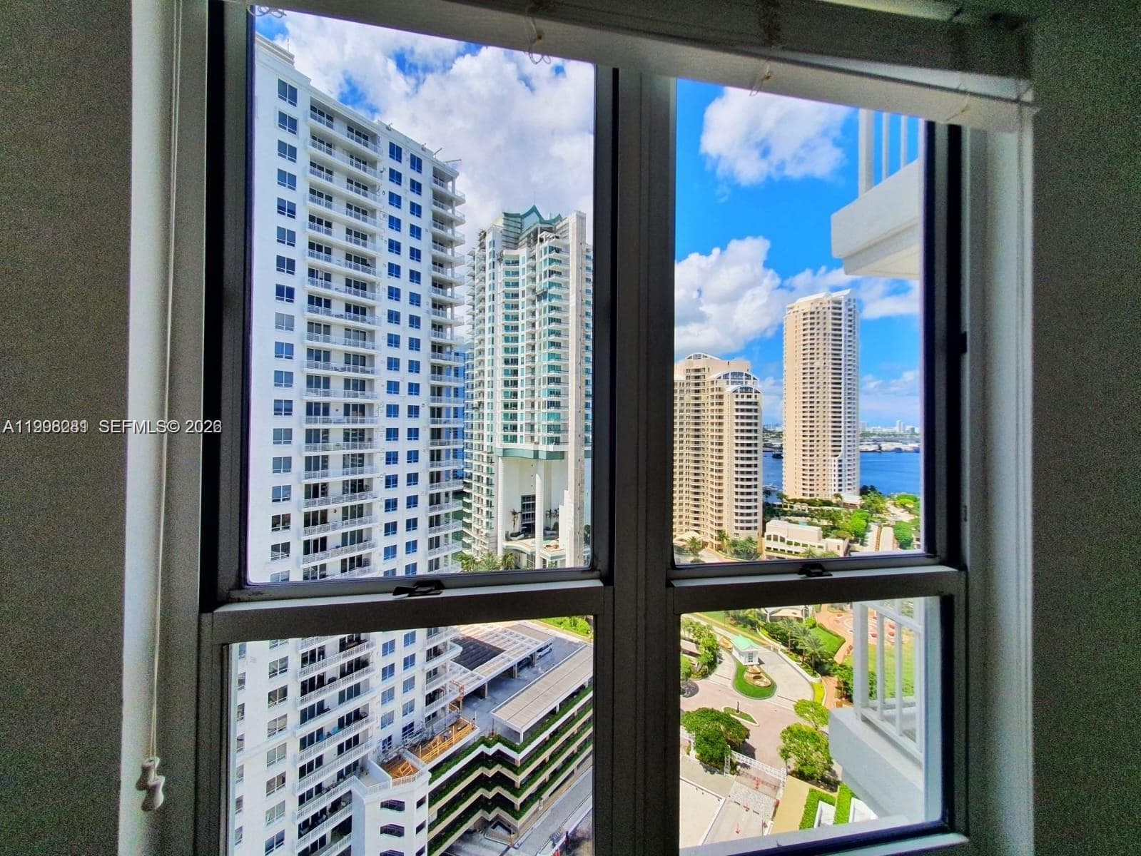 701 Brickell Key Blvd 2306 photo 10