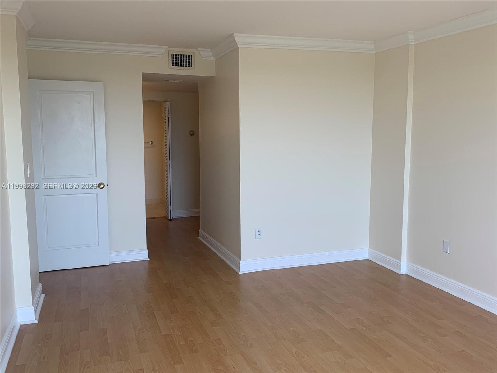 177 Ocean Lane Dr 512 photo 13