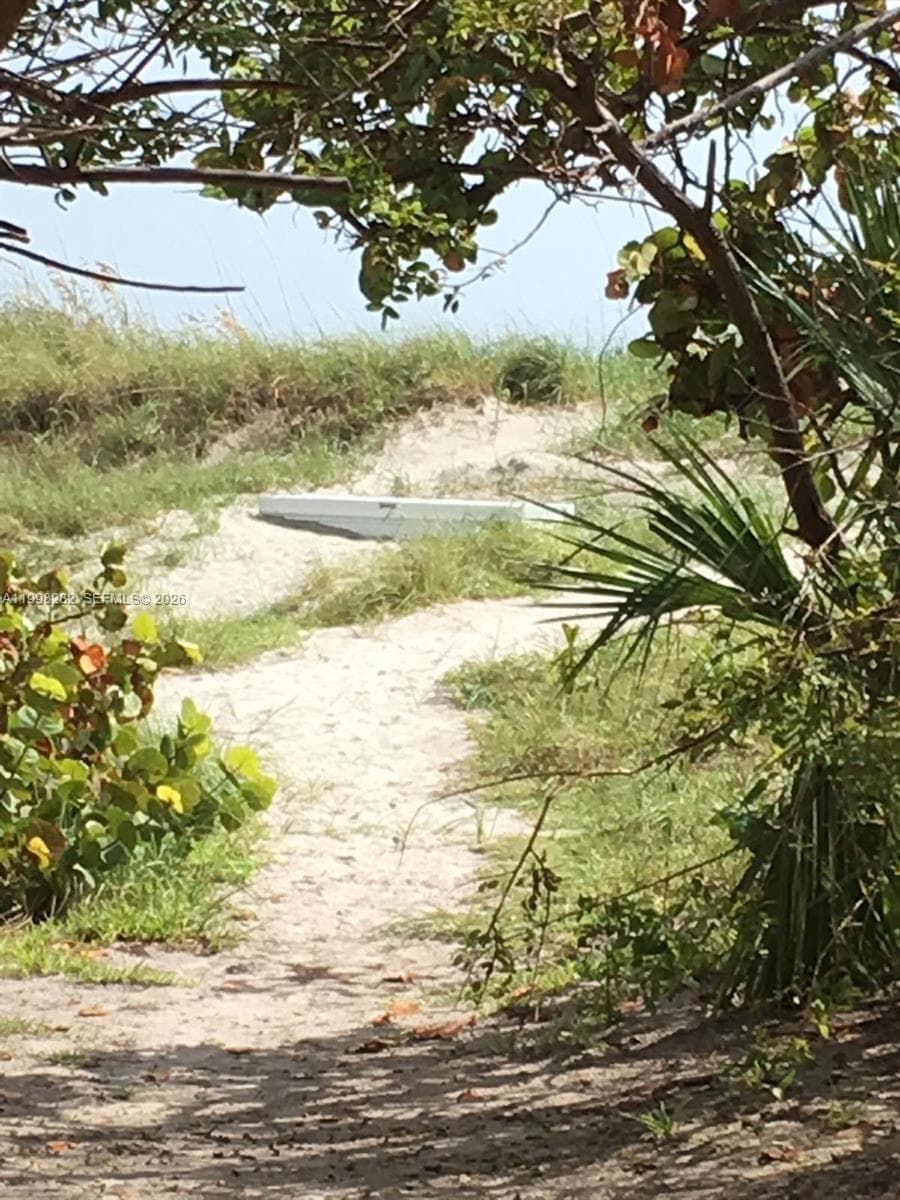 177 Ocean Lane Dr 512 photo 18