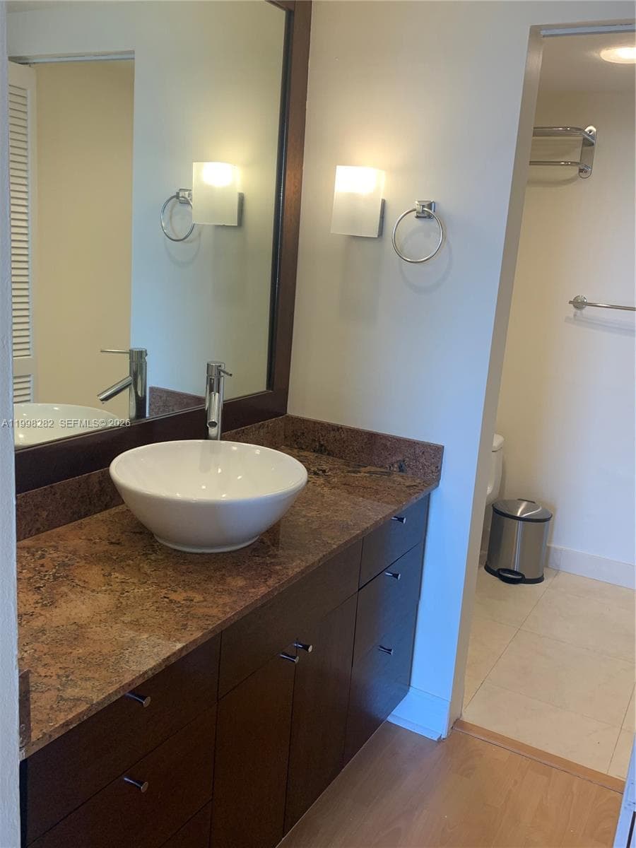 177 Ocean Lane Dr 512 photo 15