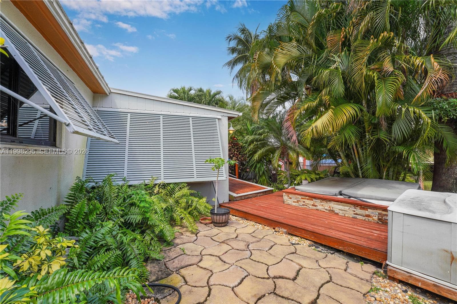 905 Mandarin Isle photo 13