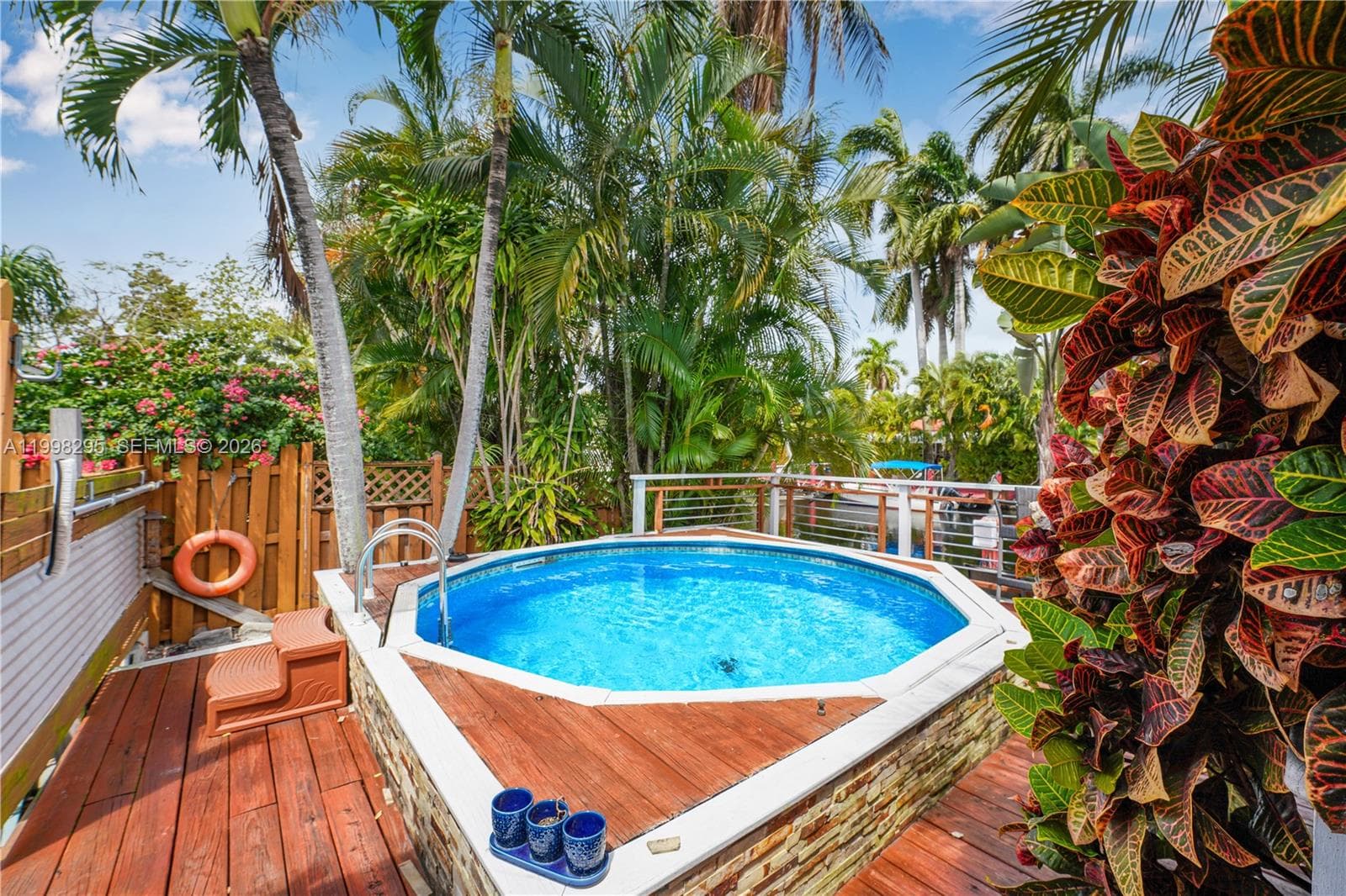 905 Mandarin Isle photo 17