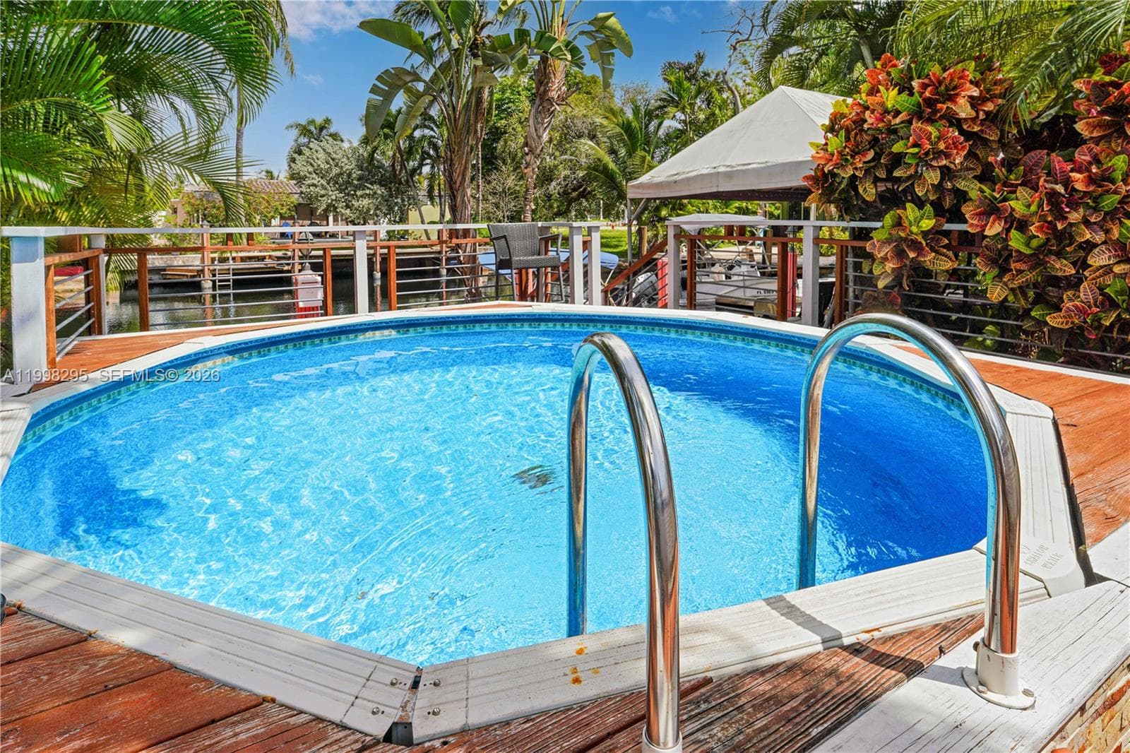 905 Mandarin Isle photo 16