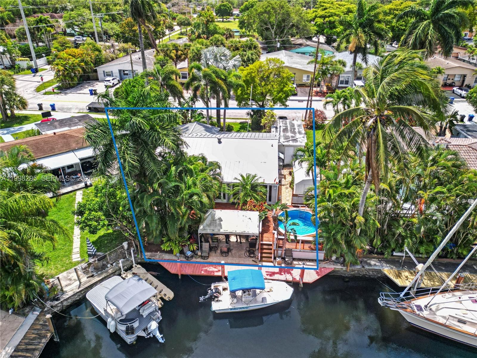 905 Mandarin Isle photo 3