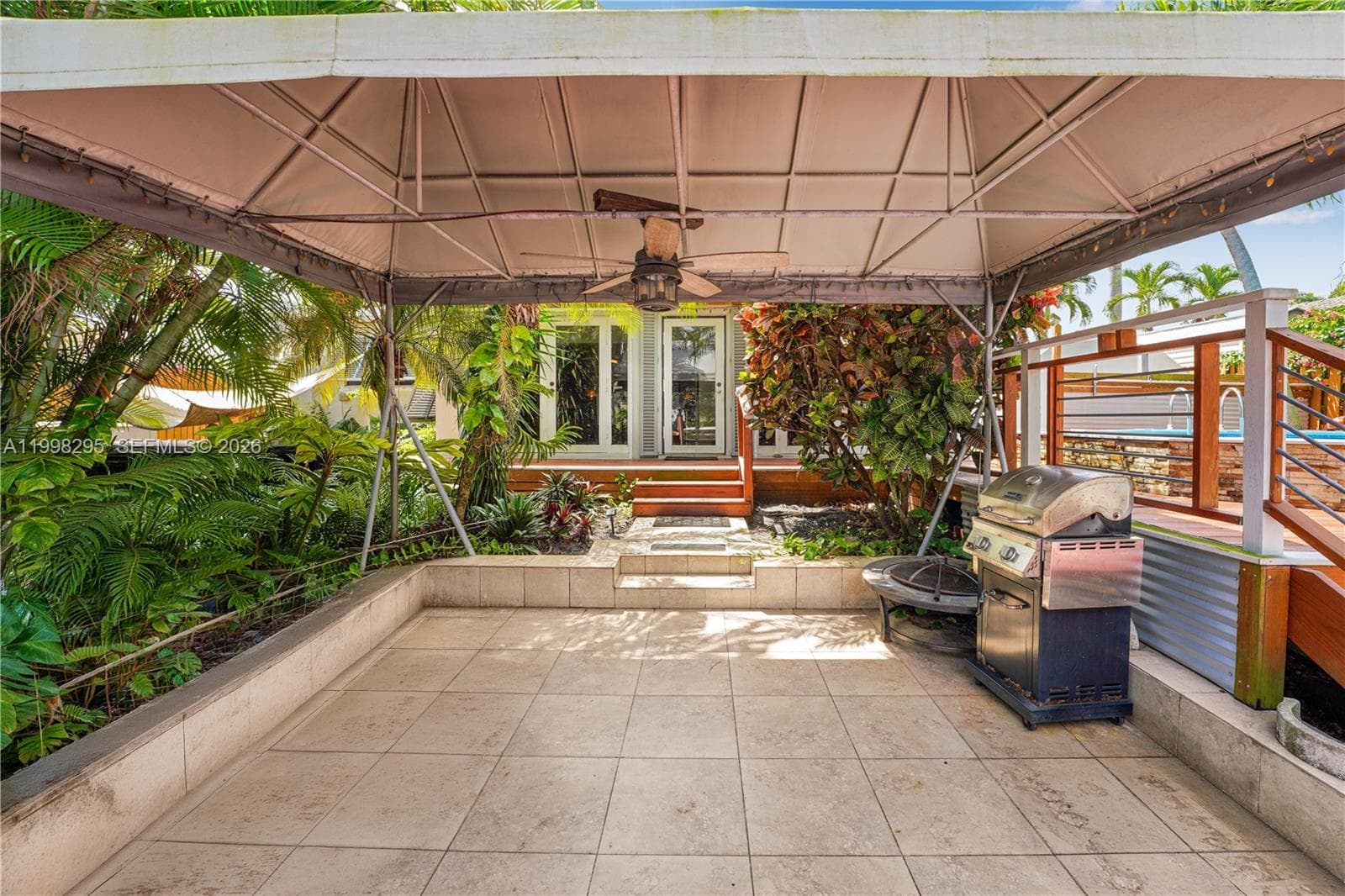 905 Mandarin Isle photo 9