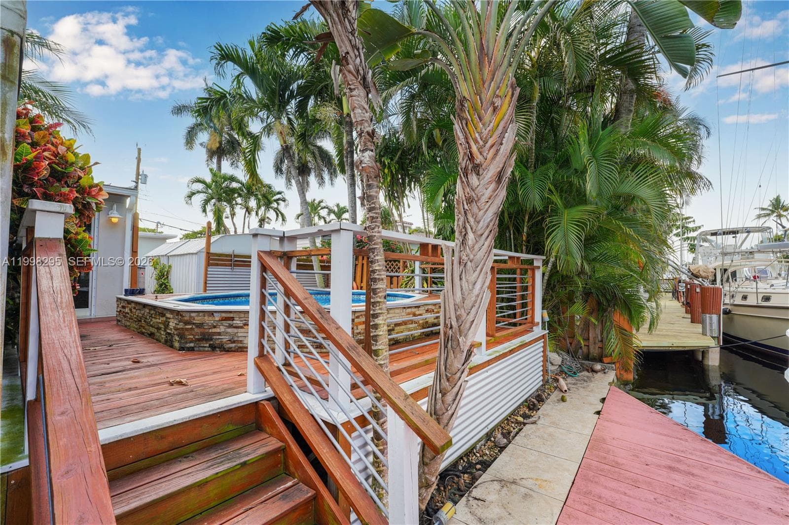 905 Mandarin Isle photo 15