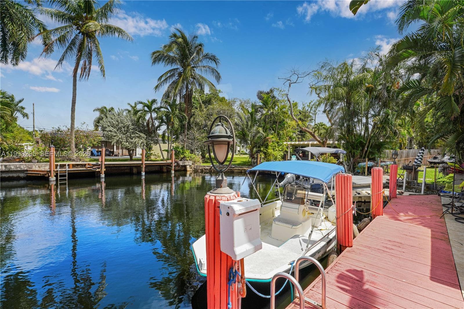 905 Mandarin Isle photo 8