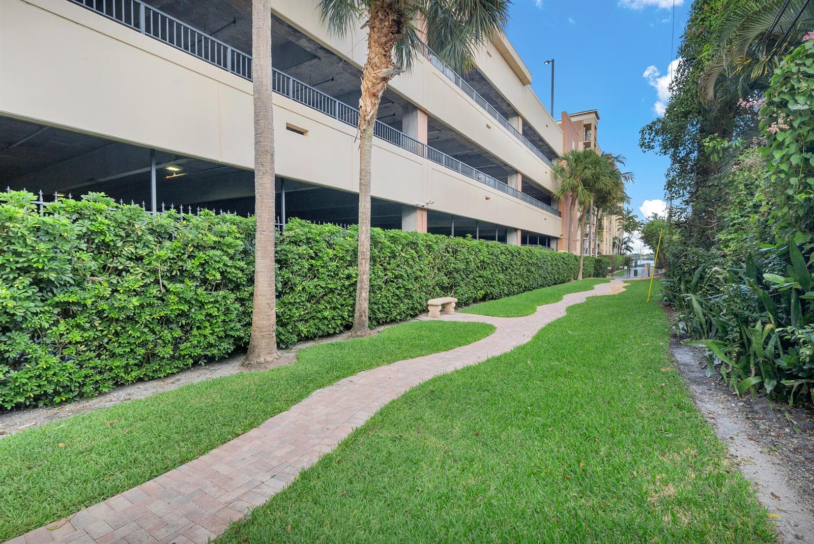1801 N Flagler Drive 803 photo 23
