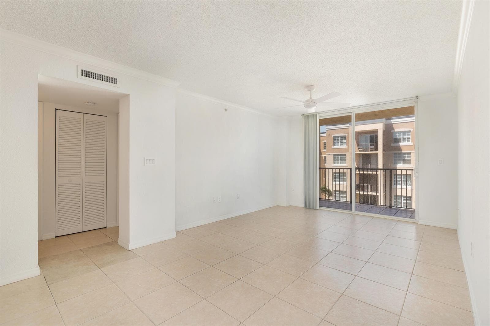 1801 N Flagler Drive 803 photo 3