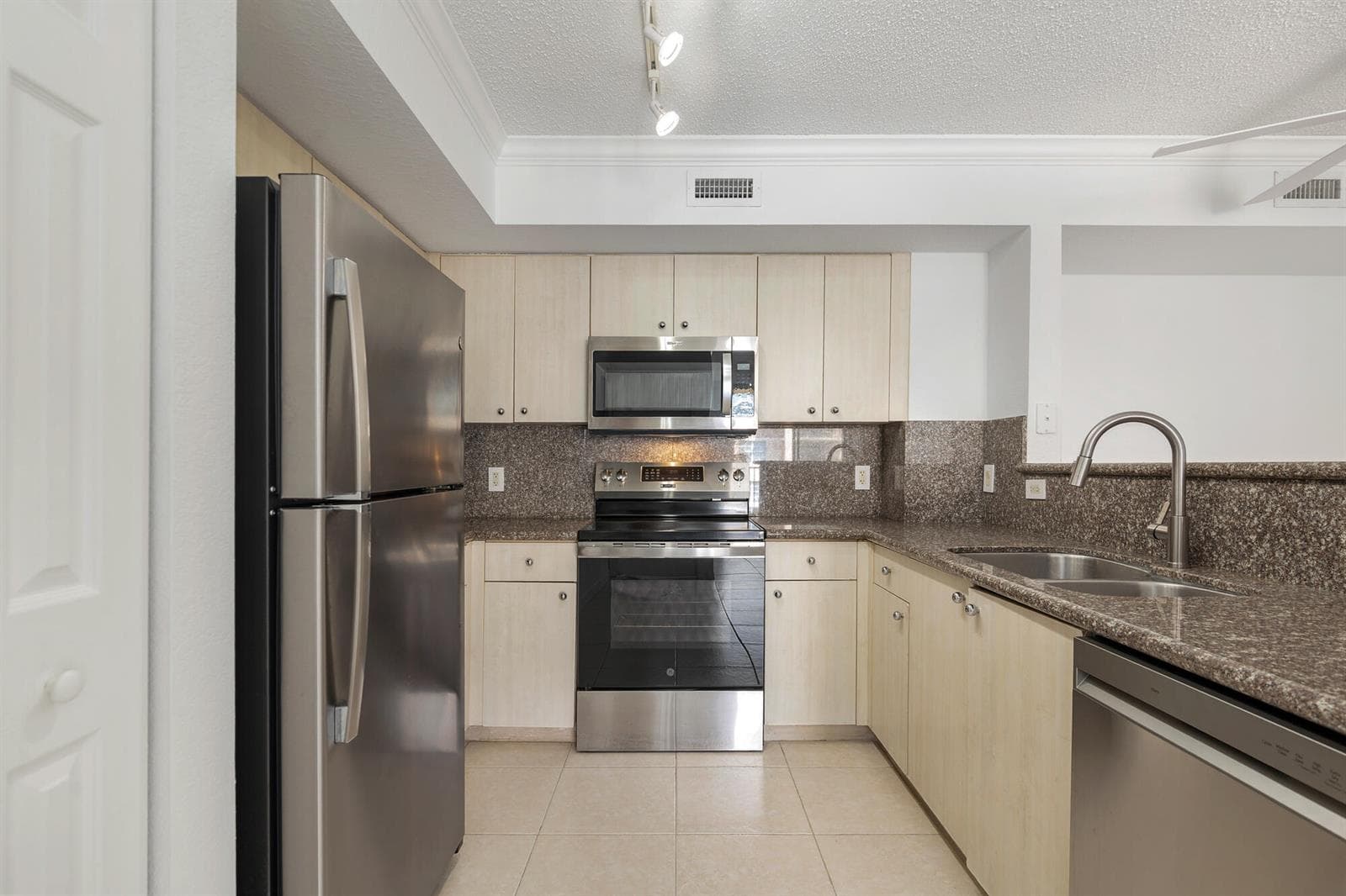 1801 N Flagler Drive 803 photo 8
