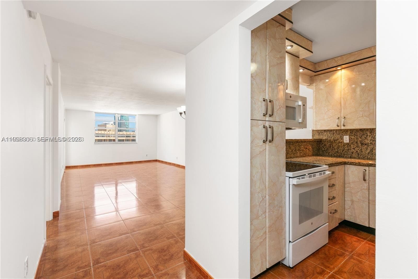 1849 S Ocean Dr 1103 photo 10