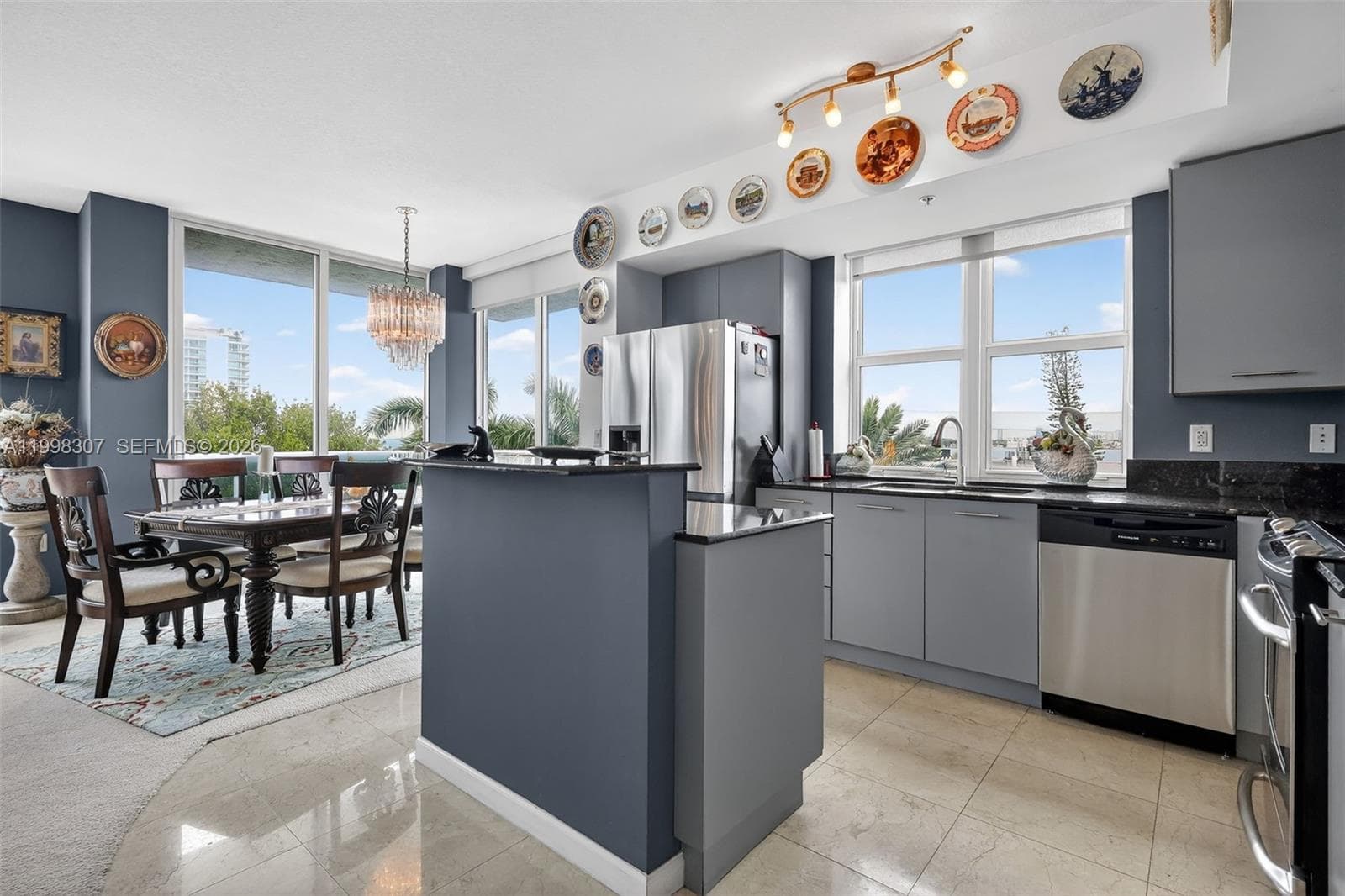 7910 Harbor Island Dr 406 photo 7