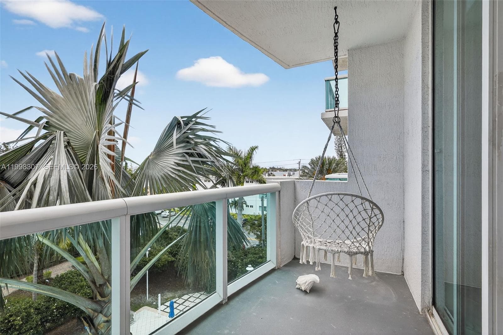 7910 Harbor Island Dr 406 photo 24