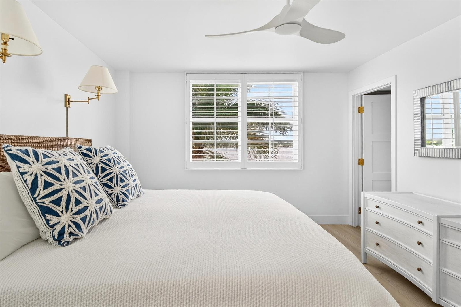 1801 N Flagler Drive 501 photo 12