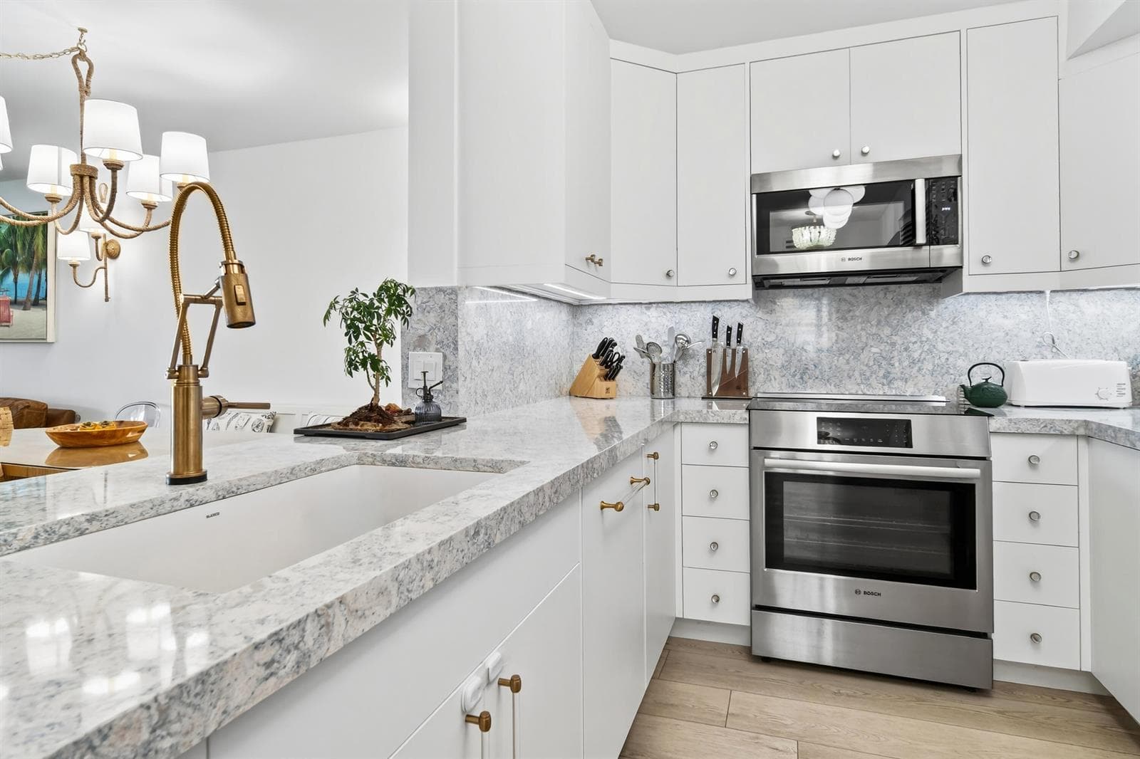 1801 N Flagler Drive 501 photo 1