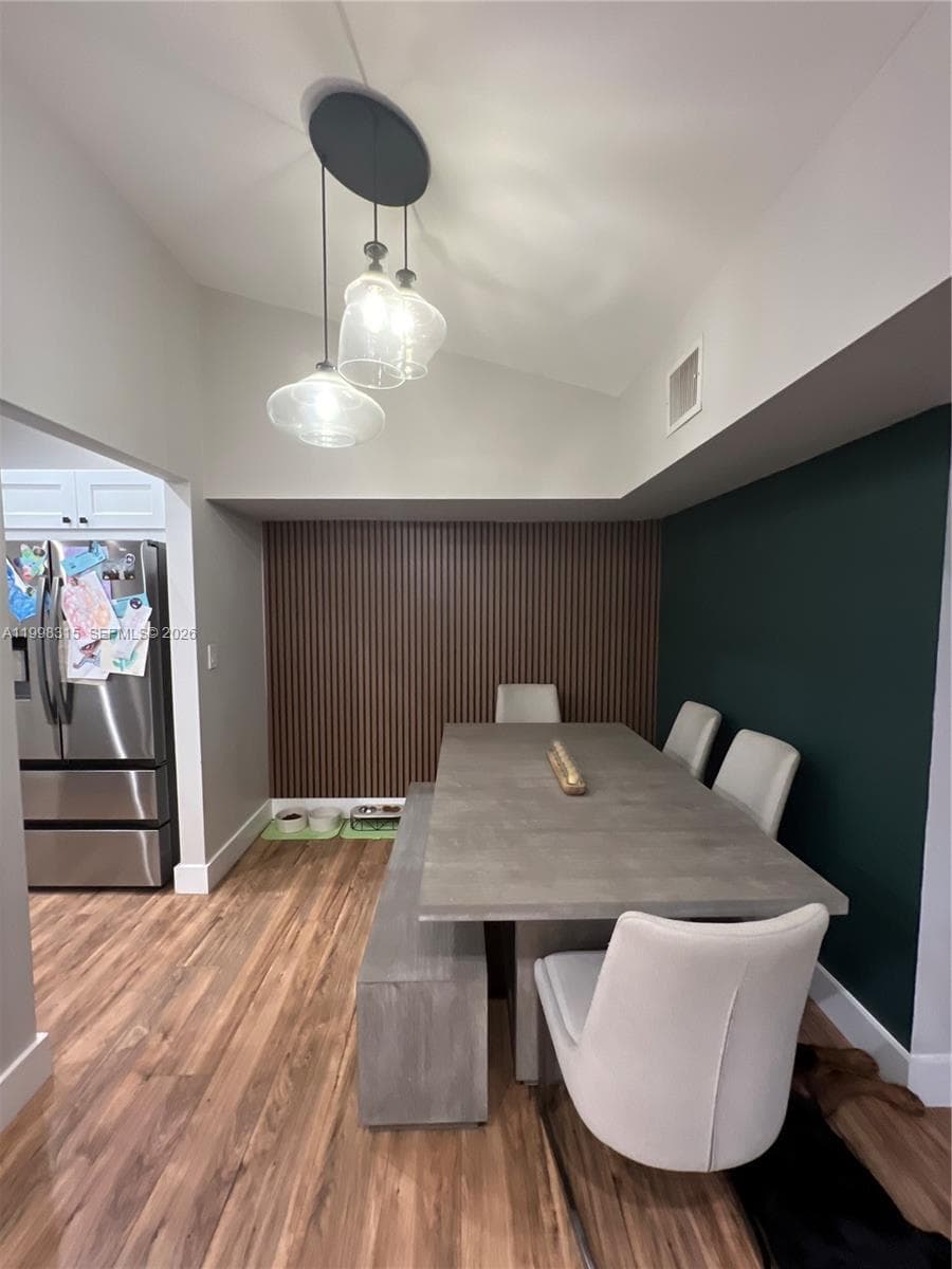 3043 Hayes Street photo 8