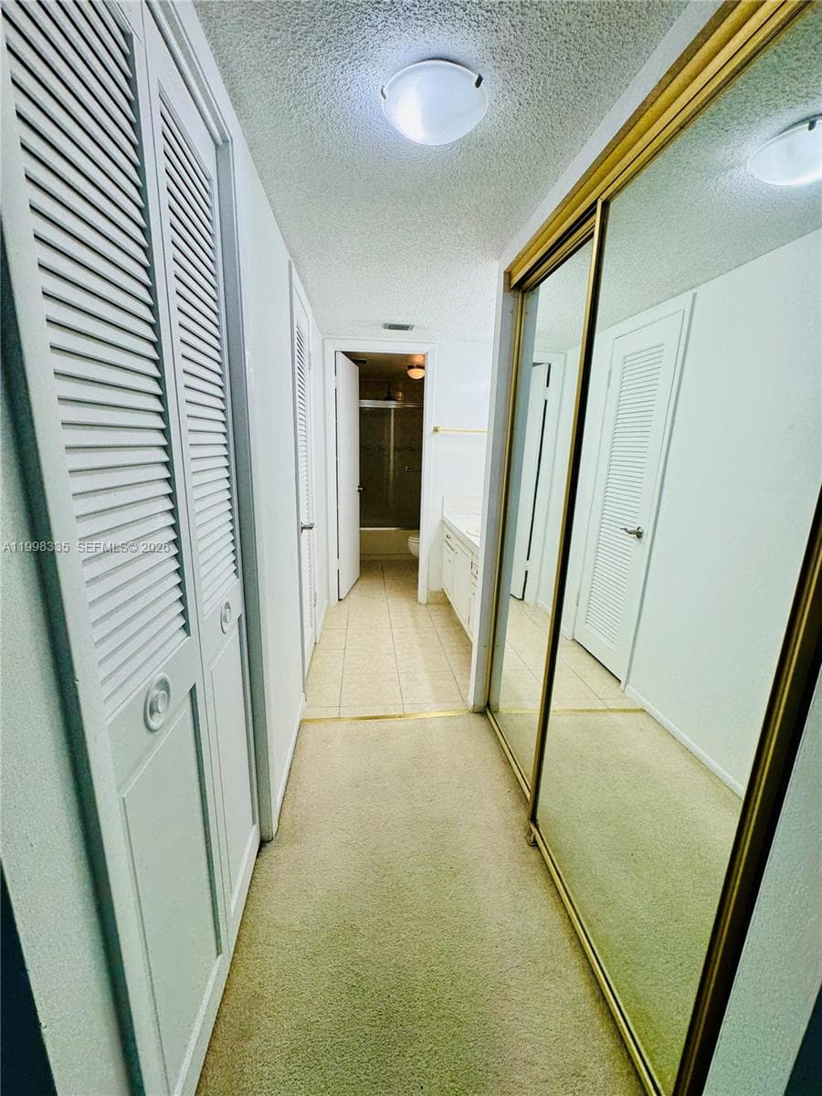 18011 Biscayne Blvd 1003 photo 10