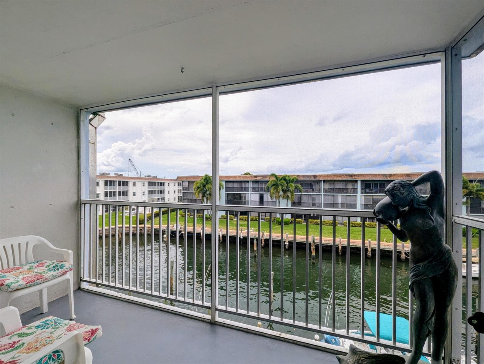 131 Doolen Court 303 photo 2
