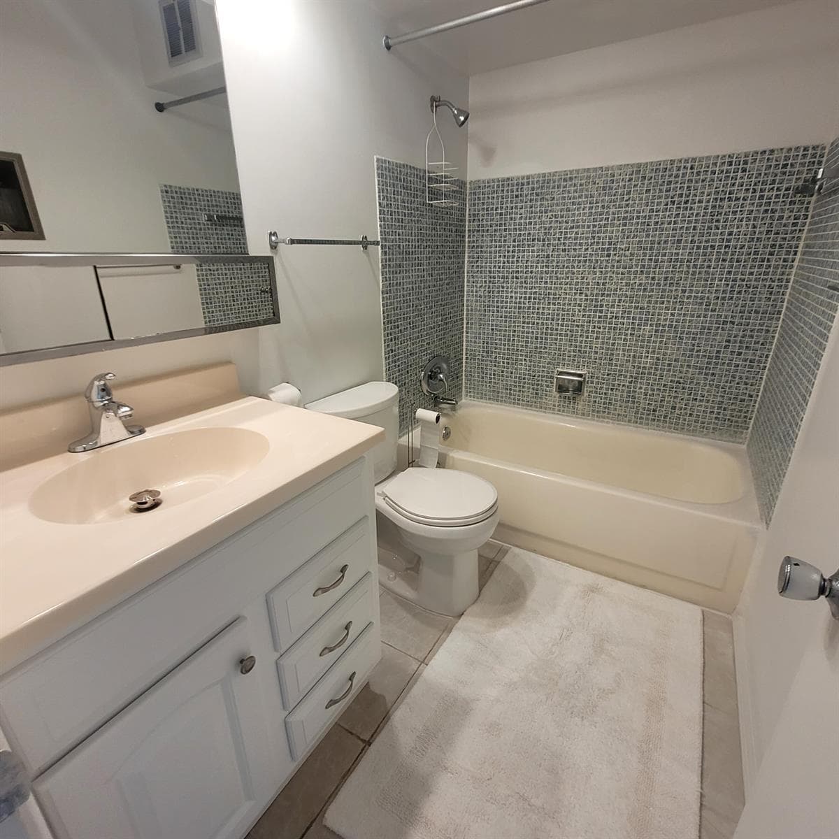 131 Doolen Court 303 photo 14