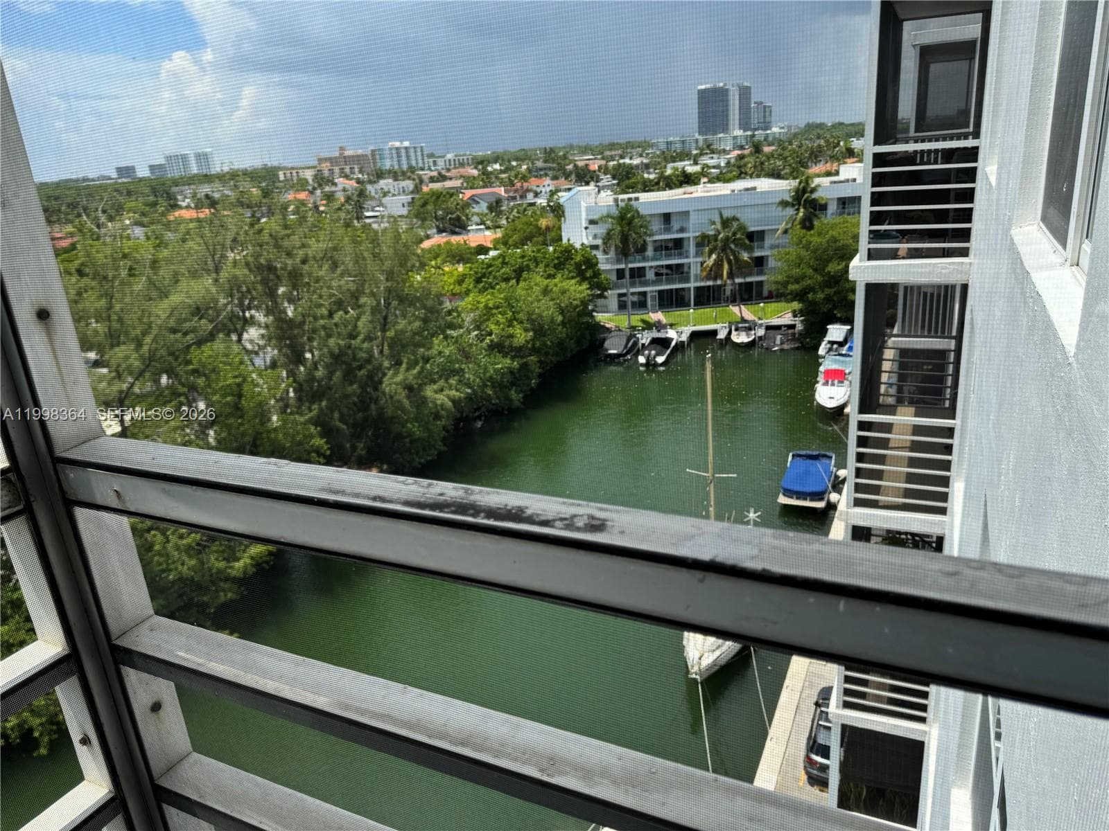 3660 166th St 812 photo 13