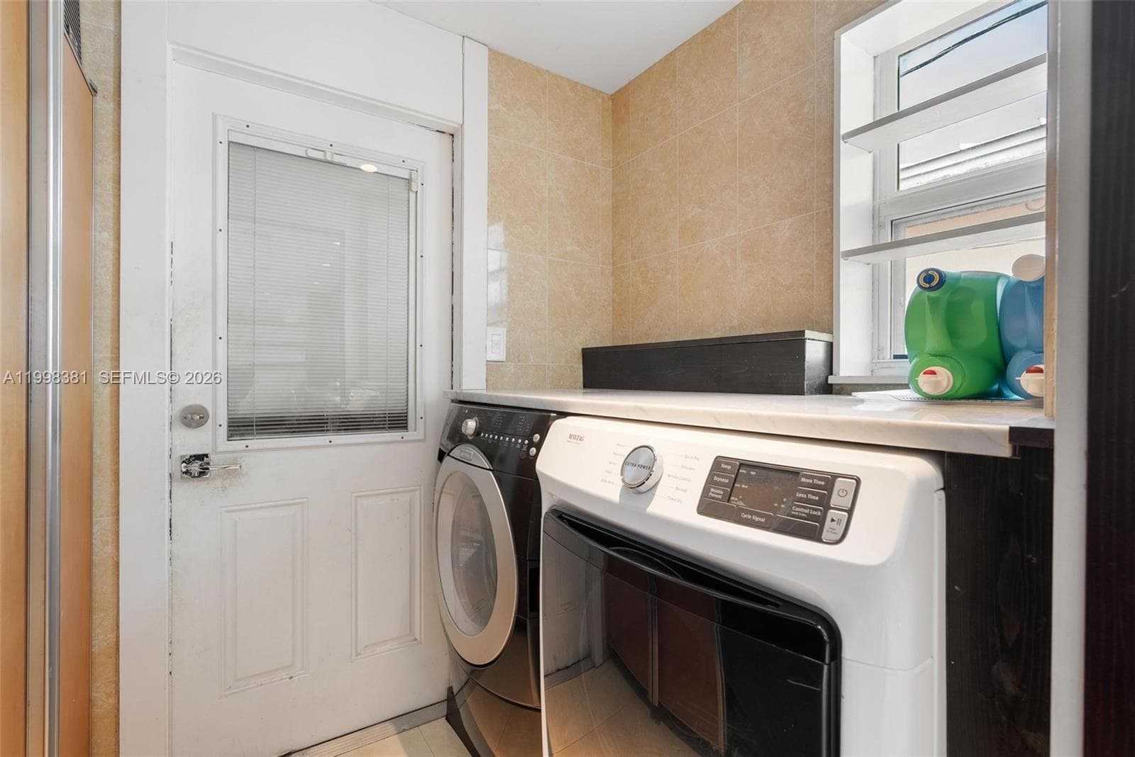 9141 Abbott Ave photo 13