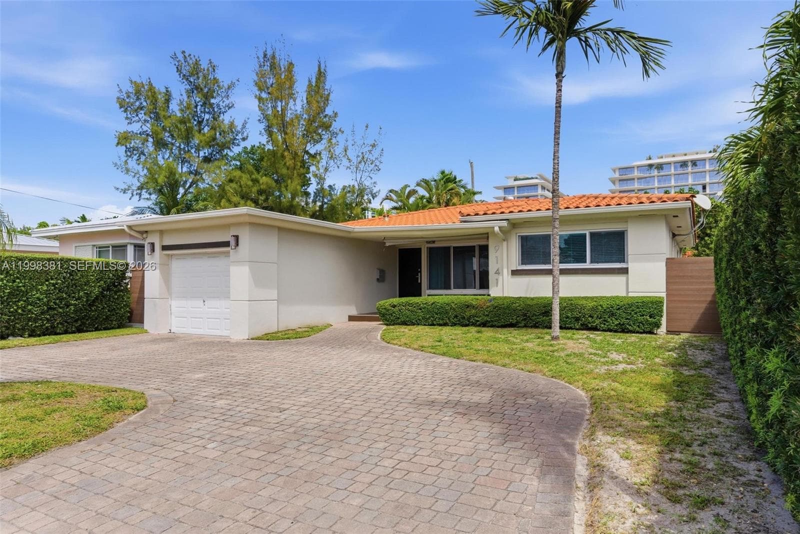 9141 Abbott Ave photo 24